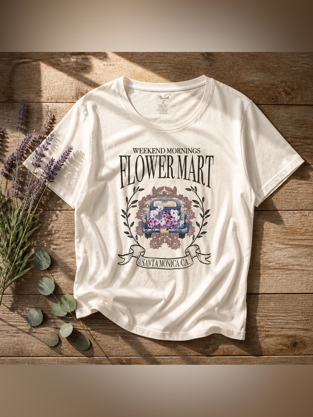 Fleurish 4x Weekend Mornings Flower Mart Santa Monica, CA Plus Size Graphic Tee